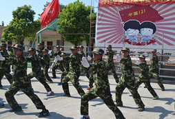 中國(guó)121軍事培養(yǎng)孩子的金錢(qián)觀(guān)