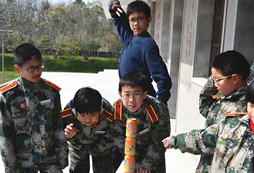 上海121軍事營端正我們的教育方式