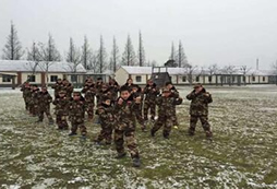 121軍訓冬令營用愛的心情傾聽孩子
