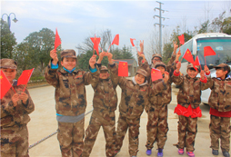 女孩子參加寒假軍事體驗訓練營能提高什么
