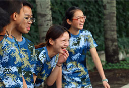 清華大學(xué)冬令營(yíng)全程為營(yíng)員保駕護(hù)航