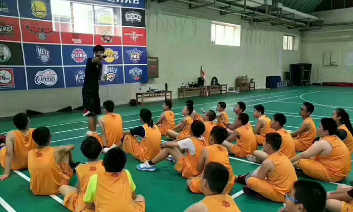 孩子參加冬令營