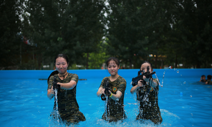 北京小學(xué)生軍事冬令營