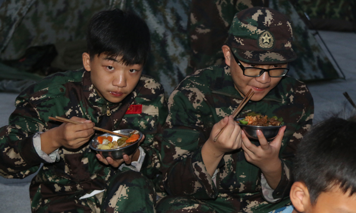 北京小學(xué)生軍事冬令營