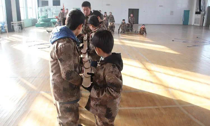 在軍事冬令營中收獲寶貴財(cái)富
