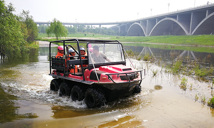 水陸戰(zhàn)車(chē)