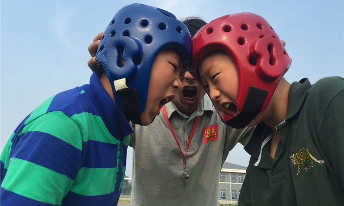 摔跤、相撲——男子漢的游戲！