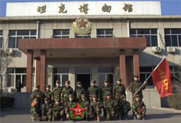 窮養(yǎng)，富養(yǎng)，八一軍旅冬令營(yíng)認(rèn)為都不如教養(yǎng)