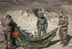 八一軍旅軍事冬令營(yíng)分析：老人帶孩子四不宜