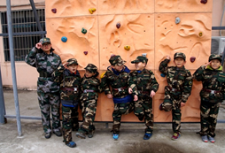 八一軍旅軍事冬令營讓你在寒冷的冬季點(diǎn)燃心中的火焰