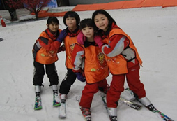 成都適合小學(xué)生的滑雪冬令營