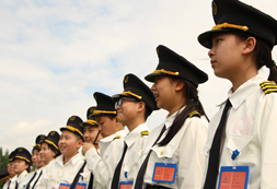 參加成都軍事冬令營有什么贈送物品？