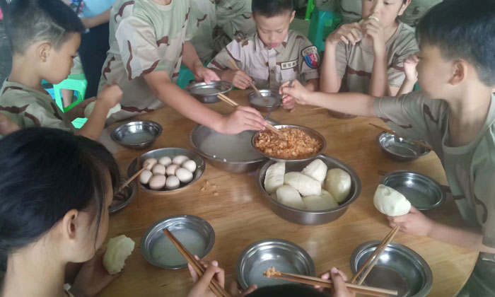 國內(nèi)軍事冬令營課程