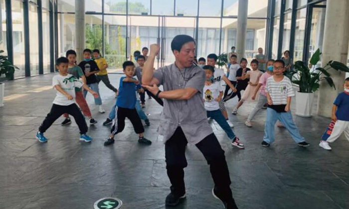 國內(nèi)研學冬令營排名