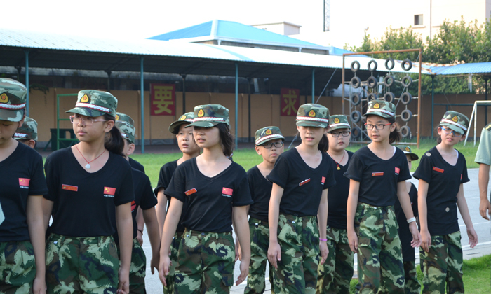 國(guó)內(nèi)軍事冬令營(yíng)費(fèi)用