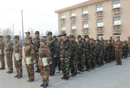 寒假去哪兒，廣州軍旅冬令營歡迎您的參加！