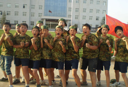 河南軍事冬令營生活及安全保障