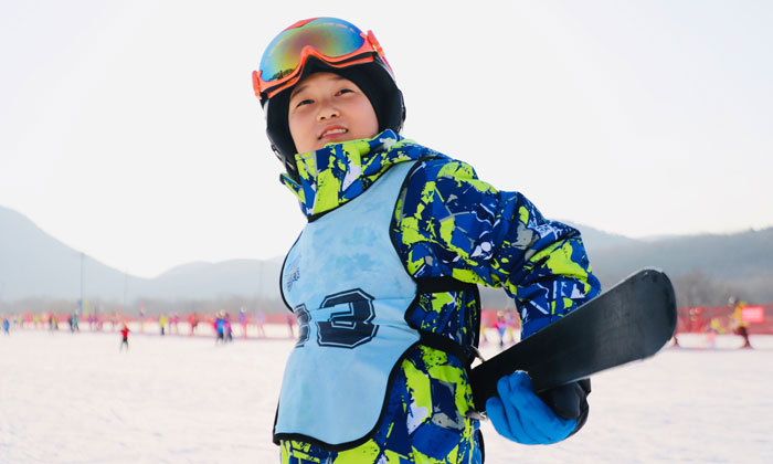 青少年滑雪冬令營推薦
