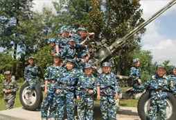 沉迷網(wǎng)絡游戲的孩子可以參加軍事冬令營嗎？
