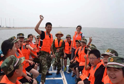 青少年軍事拓展冬令營(yíng)讓青少年了解自我體驗(yàn)人生
