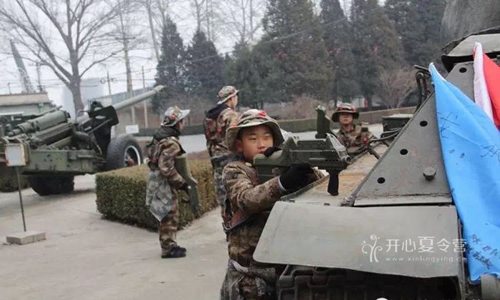 軍事冬令營(yíng)