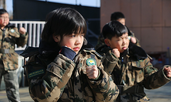 國(guó)內(nèi)軍事冬令營(yíng)費(fèi)用
