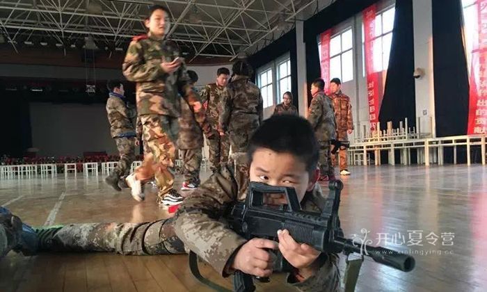 軍事冬令營