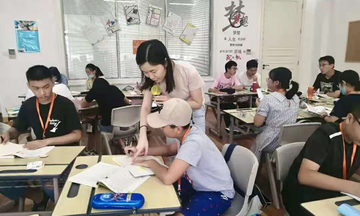 國內(nèi)口語冬令營那個好
