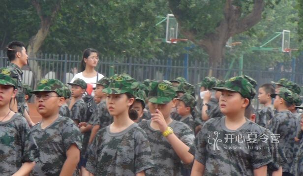 八一軍事冬令營(yíng)
