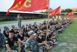 軍事冬令營(yíng)適合多大的孩子？