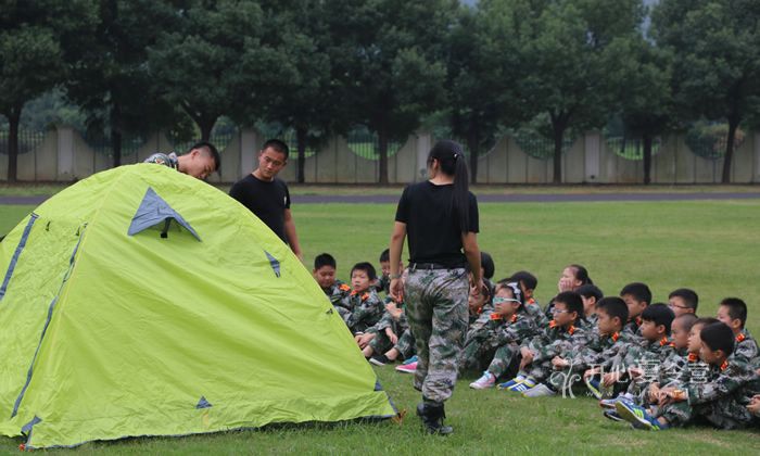 7、搭建帳篷.JPG