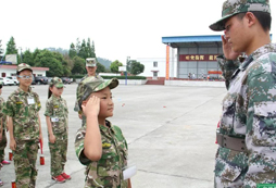 寒假軍事營對小孩子丟三落四的壞習(xí)慣有所啟發(fā)