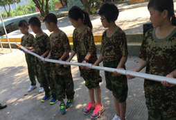 軍事冬令營(yíng)讓孩子對(duì)軍訓(xùn)生活不再有戒備心理