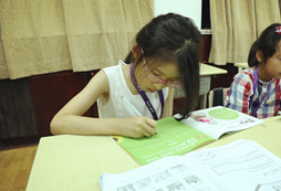 國(guó)內(nèi)小學(xué)生冬令營(yíng)用三招讓學(xué)生遠(yuǎn)離懶散!