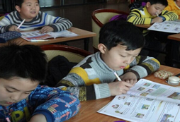 上海新東方泡泡冬令營(yíng)知道怎樣更有效的跟孩子溝通