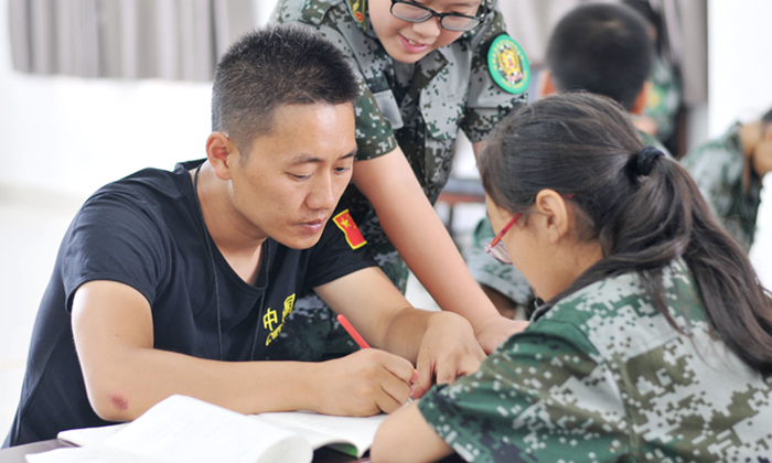 成都30天軍事冬令營(yíng)