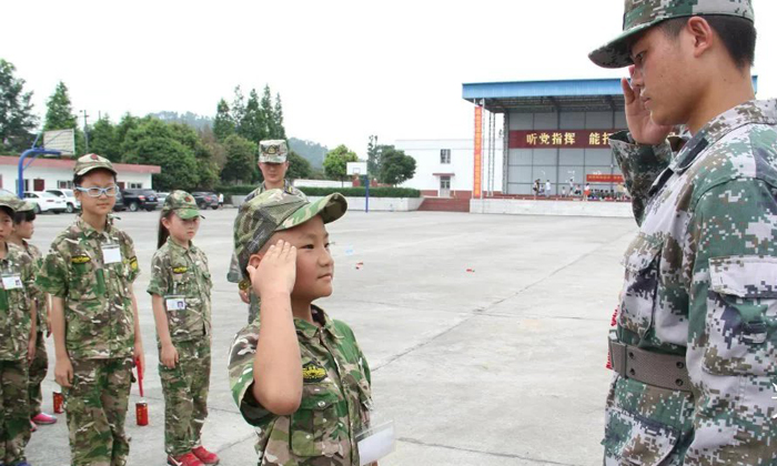 成都寒假軍事冬令營