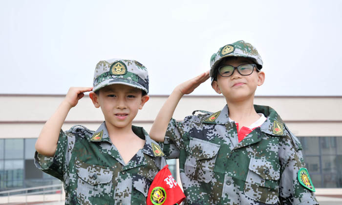 四川軍事冬令營(yíng)