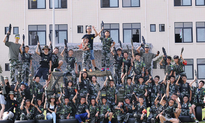 四川軍事冬令營(yíng)報(bào)名費(fèi)用
