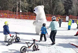 參加四川滑雪冬令營需要準備什么？