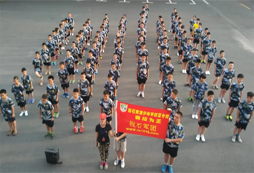 武漢青少年冬令營對網(wǎng)癮少年是怎么改變的？