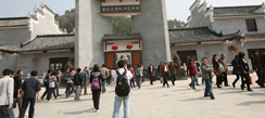 武漢有適合小學(xué)生參加的軍事冬令營(yíng)嗎？