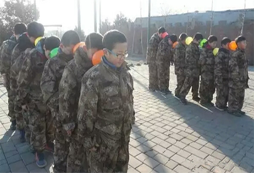 加入武漢軍事冬令營體驗獨立生活