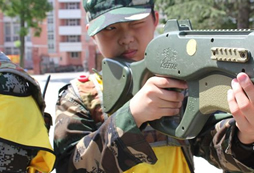 上海西點軍事注重孩子的勞動培養(yǎng)