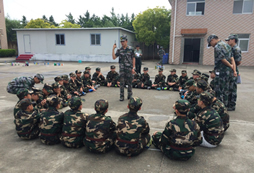 上海西點軍訓重視孩子的健康教育