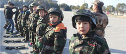 上海西點(diǎn)青少年軍事冬令營培養(yǎng)孩子的堅強(qiáng)品質(zhì)