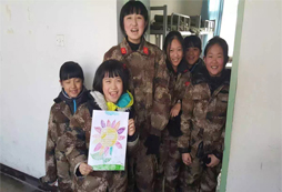 上海西點軍訓之后孩子更懂得尊重他人