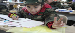 上海西點(diǎn)青少年軍事冬令營訓(xùn)練孩子高效做作業(yè)
