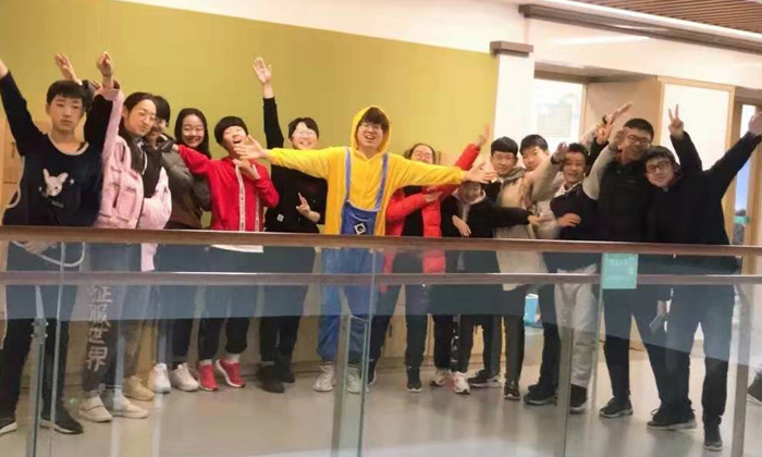 寒假英語聽力口語冬令營，初一至高二學(xué)生，中外教師搭班，提升英語實際應(yīng)用能力