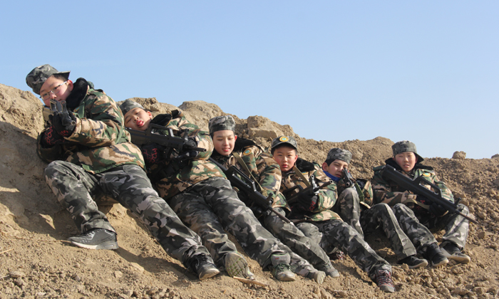12天軍事冬令營，營地體驗(yàn)式+軍事化管理，鍛煉孩子的獨(dú)立、適應(yīng)、交際能力